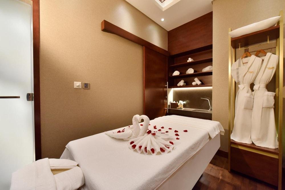 Hotel Bahrain Airport à Manama Extérieur photo